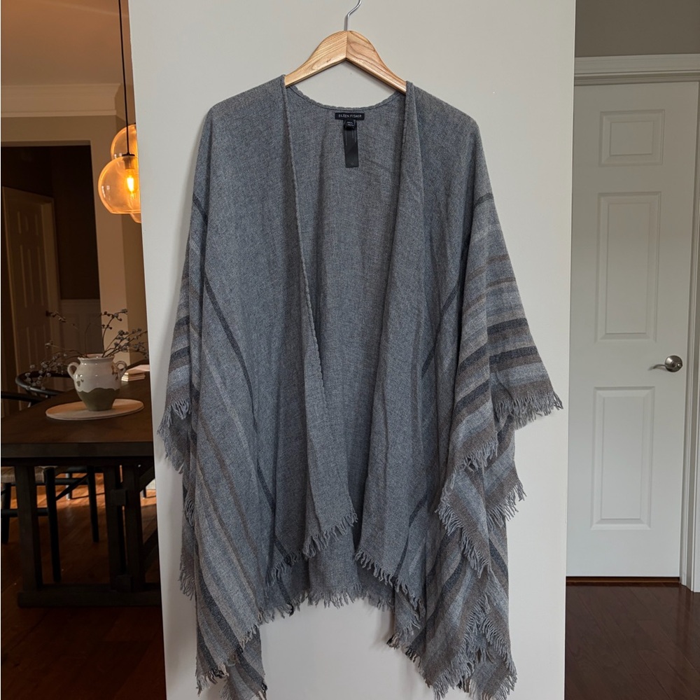 Eileen Fisher‎ Wool Shawl/Poncho Grey